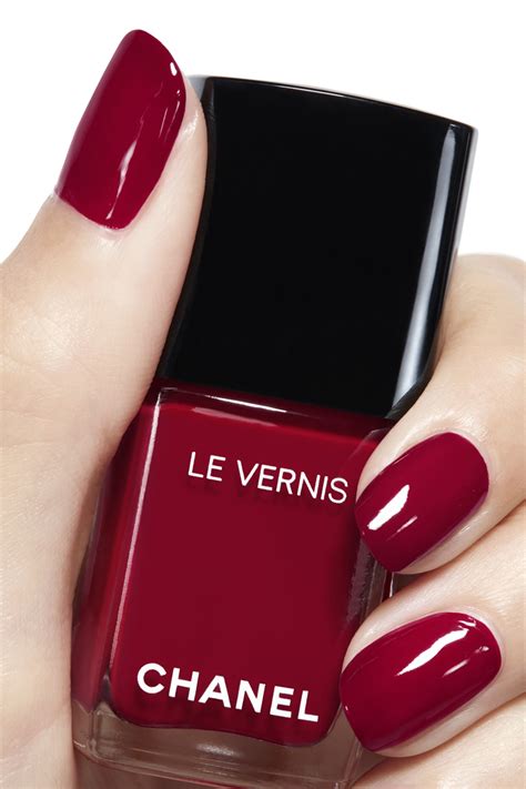 pompier chanel|LE VERNIS Longwear nail colour 153 .